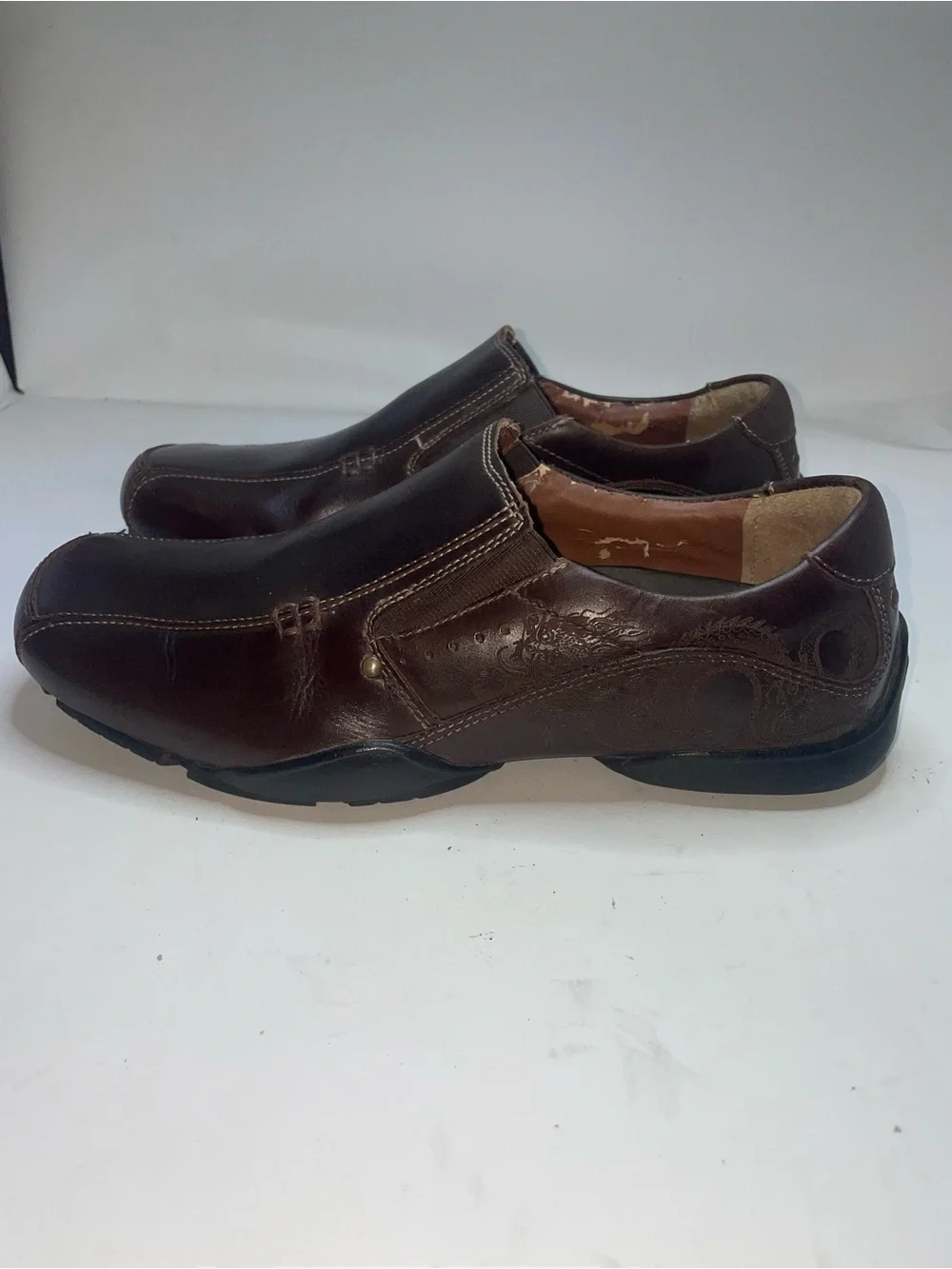 Skechers Men's Slip-On Dragon Embossed Leather Loafers - Dark Brown